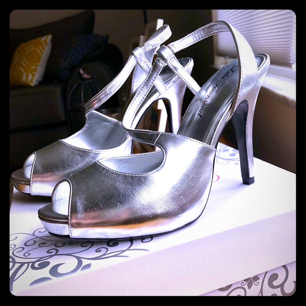 New Silver Heels 7.5 - Lulu Townsend